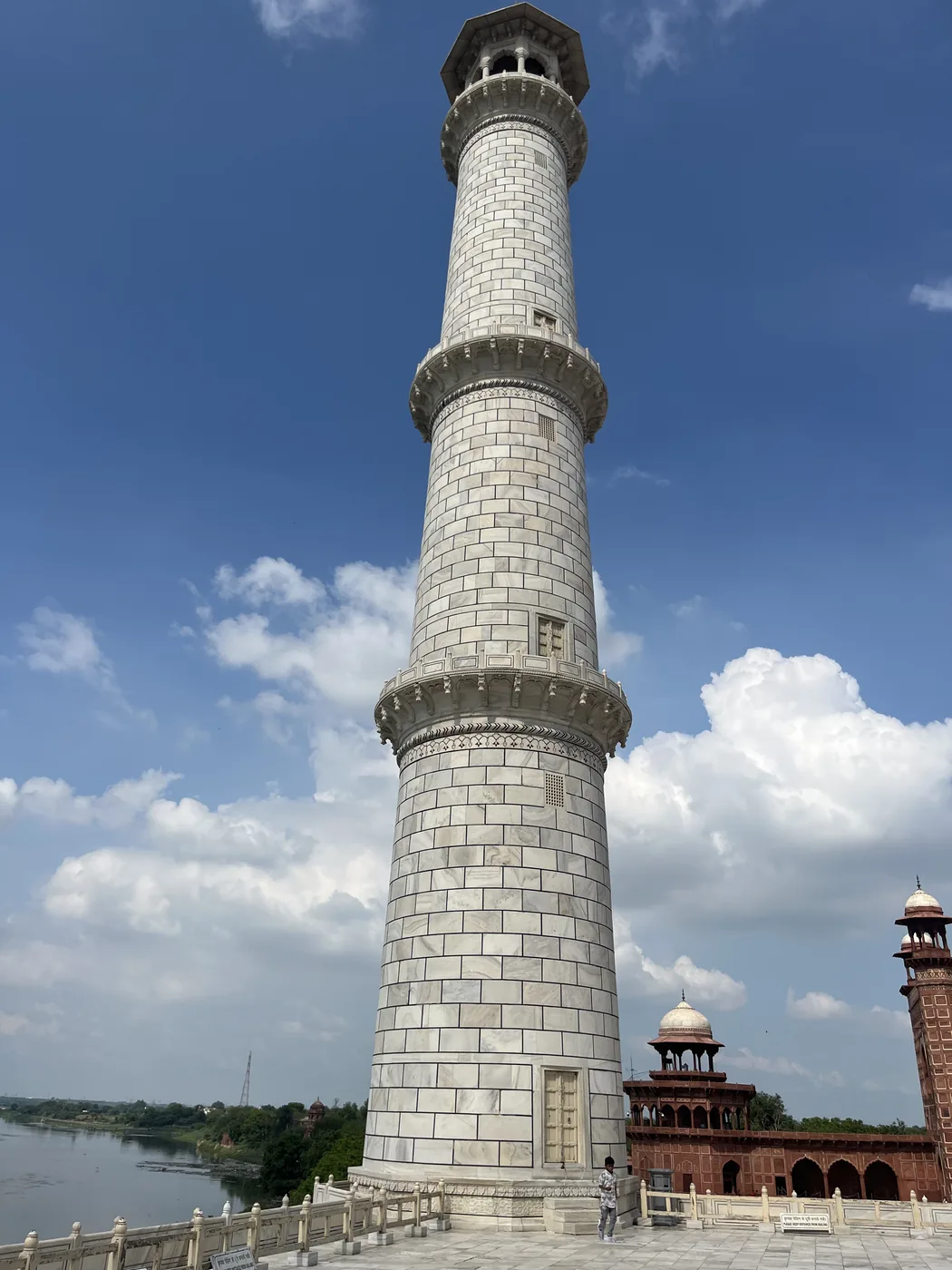 Taj Mahal minaret tower with Yamuna River behind, Agra
