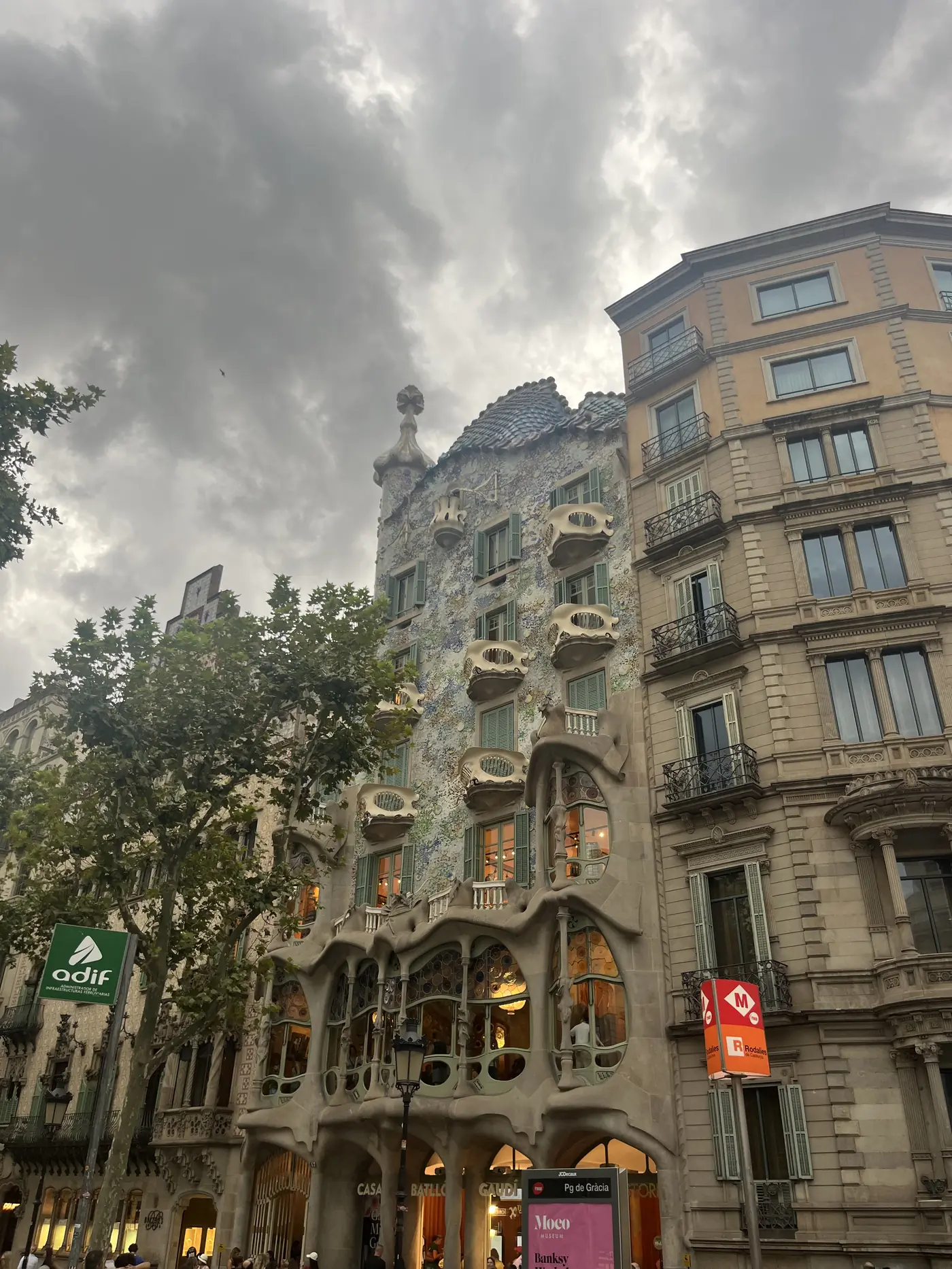 Casa Batlló's bone-like facade and mosaic-tiled roof, Antoni Gaudí's modernist building on Passeig de Gràcia, Barcelona